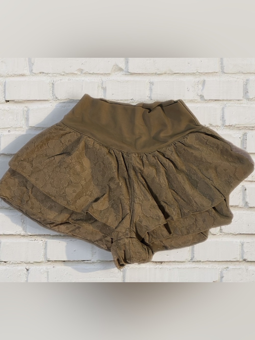 OFFLINE by Aerie Real Me Lace Flowy Shorts Olive Green Size Medium